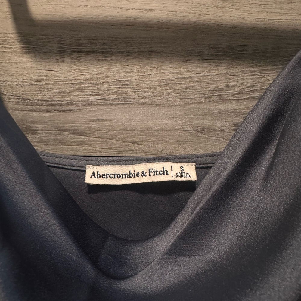 A&F Tank Top - Picture 4 of 5